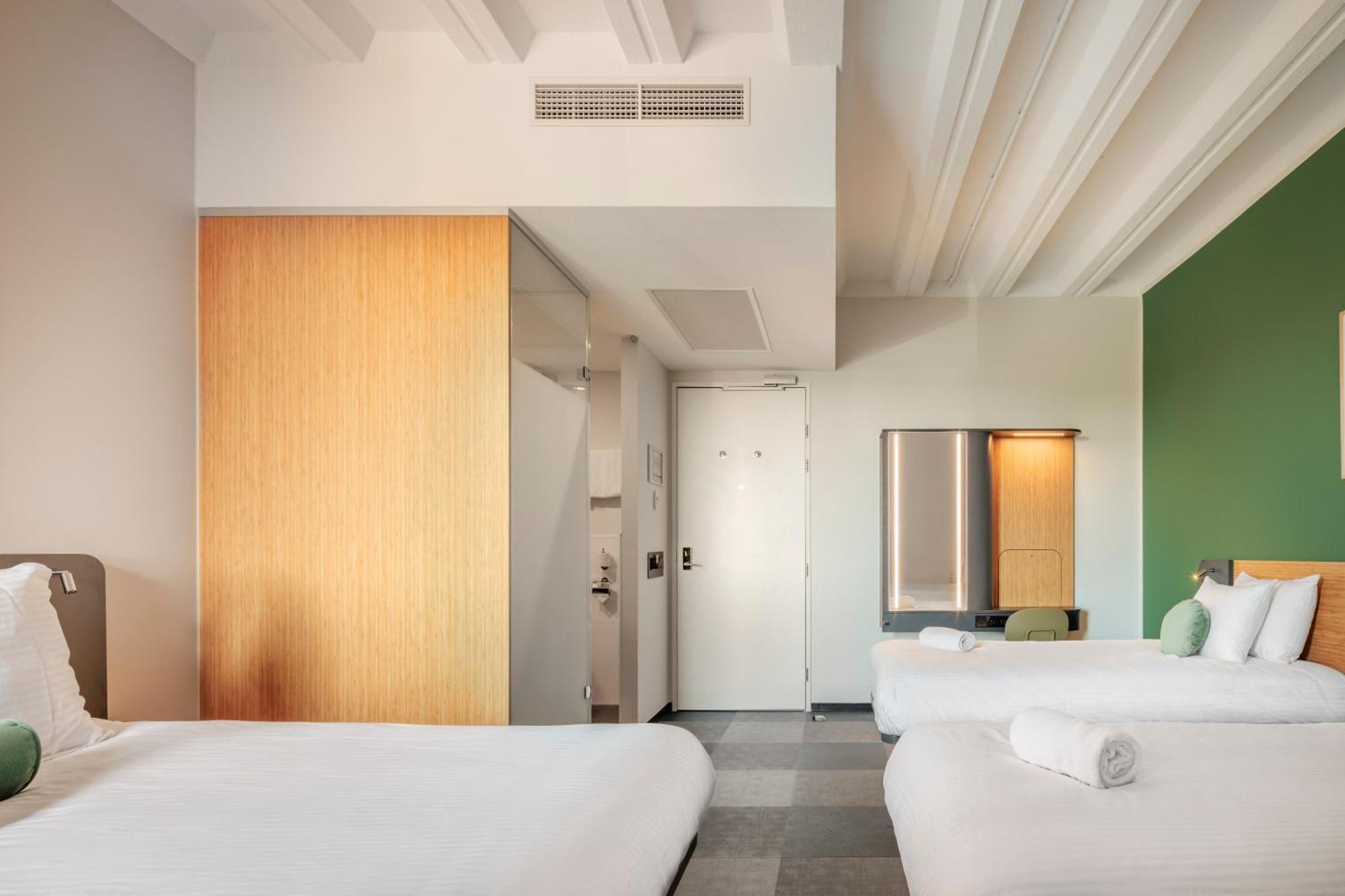 Maxhotel Amsterdam Airport Schiphol - Recently Renovated Хоофдорп Екстериор снимка