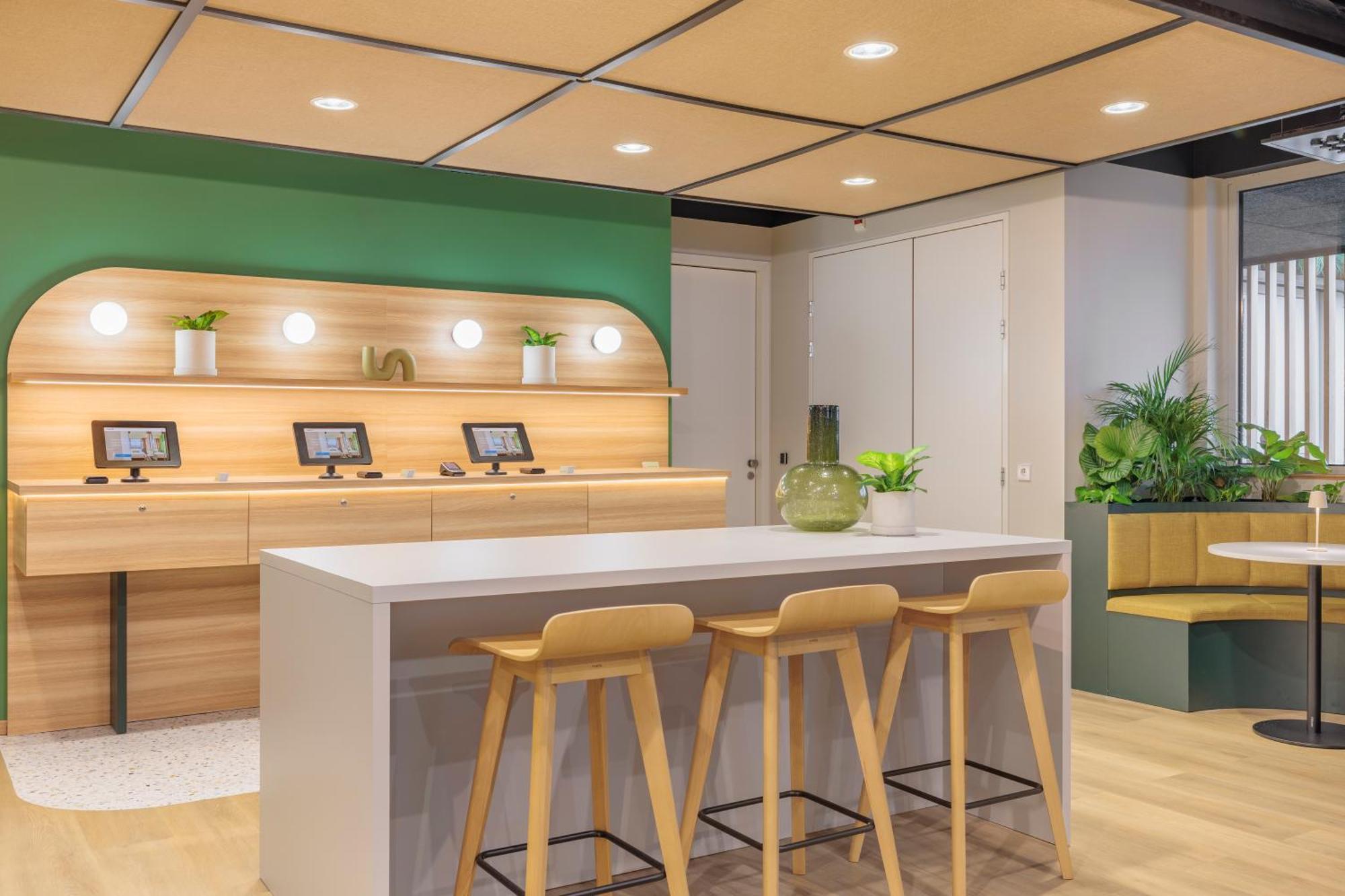 Maxhotel Amsterdam Airport Schiphol - Recently Renovated Хоофдорп Екстериор снимка